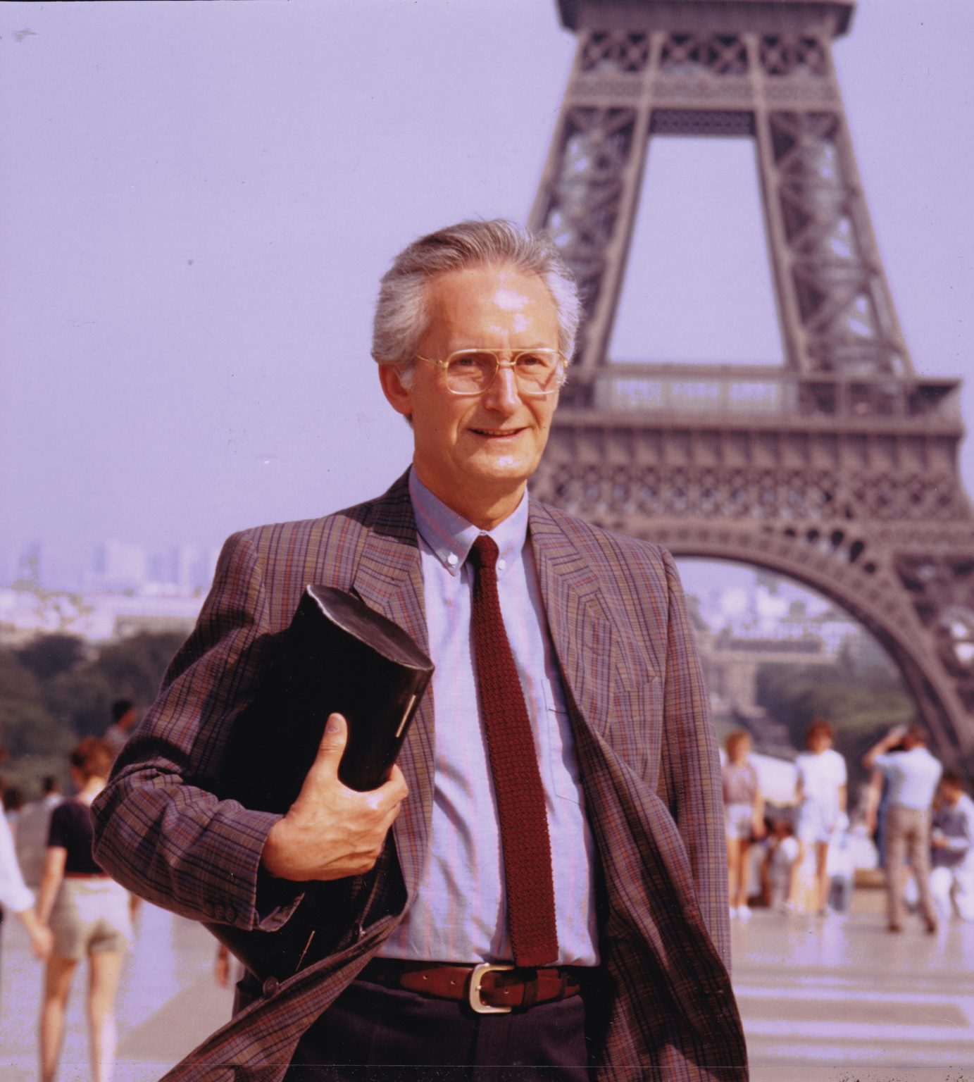 Tribute to Guy Deplus International Association